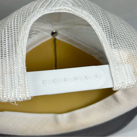 Vintage Angus Beef Farming Patch SnapBack Trucker Hat Cap Grey/ White One Size - Picture 10 of 11